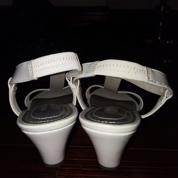 White Heels with diamond studs - Picture 4 of 5